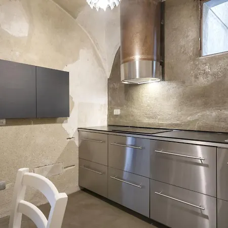 Geranio & Rosetta - Top132 By Interhome * Torre Paponi