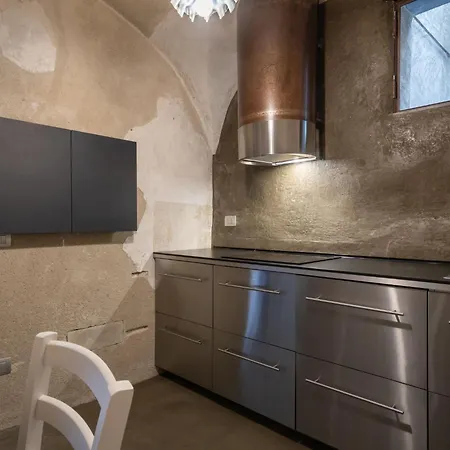 Geranio & Rosetta - Top132 By Interhome * Torre Paponi