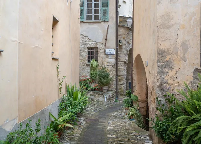 Geranio & Rosetta - Top132 By Interhome * Torre Paponi